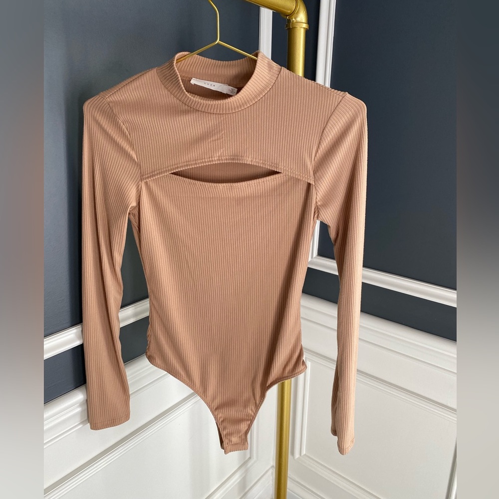 LUSH Women’s Camel color Cutout Bodysuit Size S -NWT